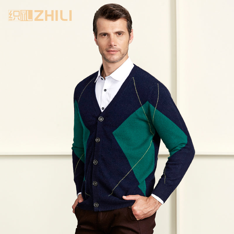 2018 Winter Thick Warm Knitted Cashmere Cardigan Men Christmas Merino Woolen Sweater Men Casual Pure Color V-Neck Cardigan Coat